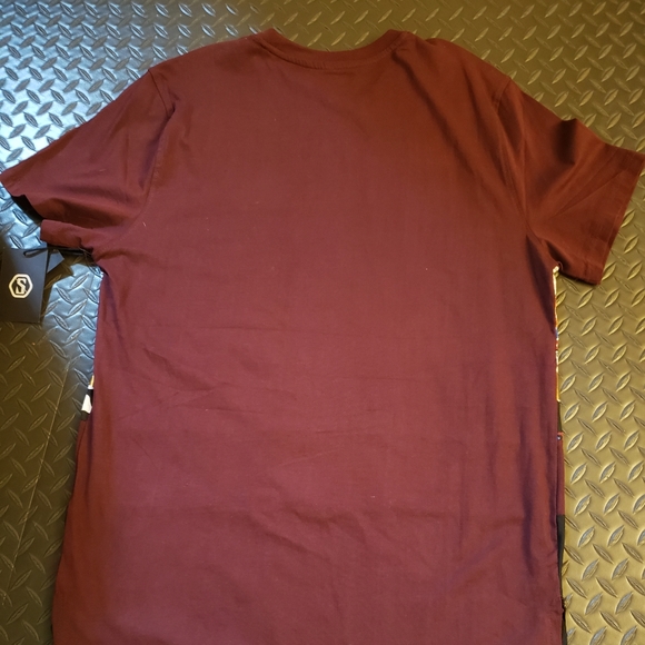 Men's Shirts 👕 - Picture 2 of 5